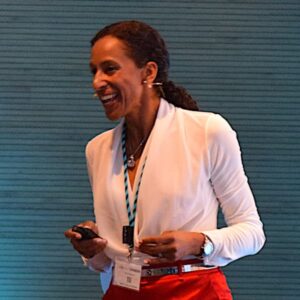 helga saraiva-stewart formadora ao lead-results.com